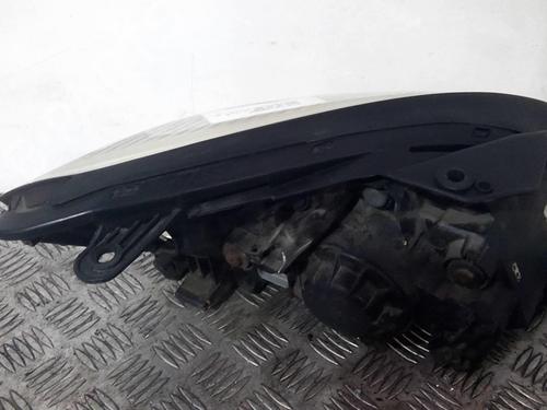 Used Left headlight KIA RIO II (JB) 1.4 16V (97 hp) 20367177