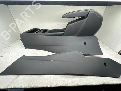 mittelkonsole-vw-tiguan-ct1-2023-38726335 main image