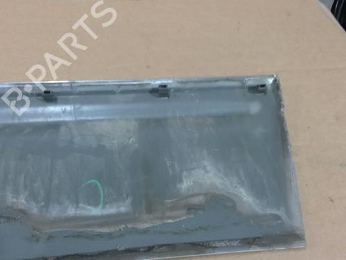 Friso da porta Friso da porta JEEP GRAND CHEROKEE II (WJ, WG) 2.7 CRD 4x4 (163 hp) 32689262 32689262