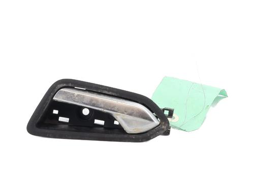 rear-left-interior-door-handle-renault-arkana-i-lcm_-ldn_-2019-32150116 main image