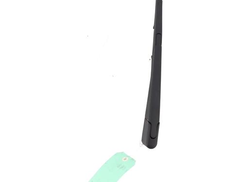 Used Rear windshield wiper arm PEUGEOT 3008 II SUV (MC_, MR_, MJ_, M4_) 1.2 THP/ PureTech 130 (MRHNSM, MRHNSU, MRHNSJ, MRHNYW,... (131 hp) 28683824