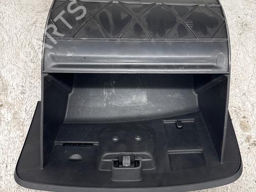 Handskerum Handskerum RENAULT CLIO IV (BH_) 1.5 dCi 90 (90 hp) 36423787 36423787