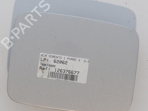 fuel-flap-kia-sorento-i-jc-2002-2003-2004-2005-2006-2007-2008-2009-2010-2011-36150428 main image