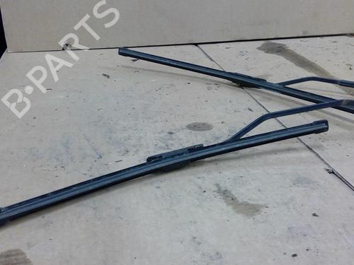 Front windshield wiper arm RENAULT MEGANE II (BM0/1_, CM0/1_) 1.5 dCi (BM1E, CM1E) | BP28212870C143 