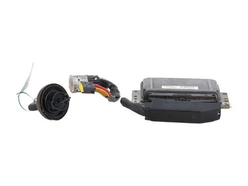 electronic-module-renault-clio-ii-bb_-cb_-1998-1999-2000-2001-2002-2003-2004-2005-2006-2007-2008-2009-2010-2011-2012-2013-2014-2015-2016-28833257 main image