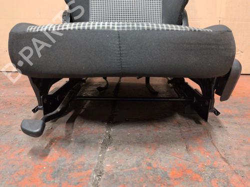 Left front seat RENAULT TWINGO III (BCM_, BCA_) 1.0 SCe 65 (BCMJ) | BP37743439C15 - Image 7