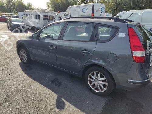 Switch HYUNDAI i30 Estate (FD) 1.6 CRDi | BP33729967I30  - Image 18