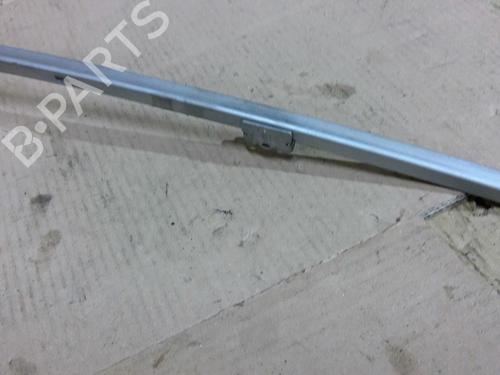Used Front left quarter glass Front left quarter glass PEUGEOT 407 (6D_) 2.0 16V (6DRFJC, 6DRFJE, 6DRFJF) (140 hp) 31932860 31932860