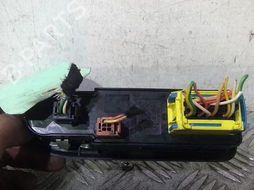 Used Left front window switch Left front window switch CITROËN C5 III (RD_) 1.6 HDi 110 (RD9HZC) (109 hp) 20351395 20351395