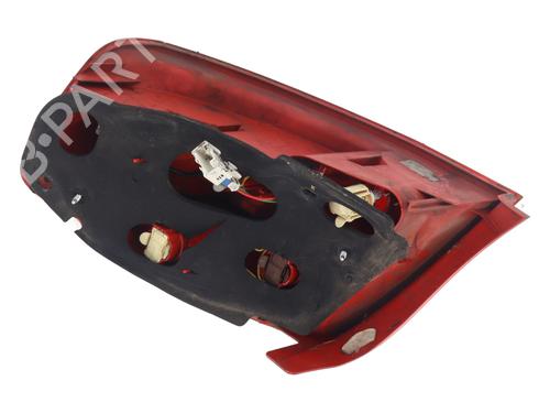 Left taillight PEUGEOT 407 (6D_) 2.0 HDi 135 (6DRHRH, 6DRHRE, 6DRHRG, 6DRHRJ) | BP31582797C34