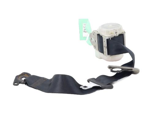 Used Rear left seatbelt TOYOTA YARIS (_P9_) 1.4 D-4D (NLP90_, NLP90R) (90 hp) 31365859