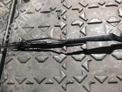 Used Front windshield wiper arm PEUGEOT 206 SW (2E/K) 1.4 HDi (68 hp) 21558007