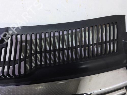 Used Grille VW GOLF V (1K1) 1.9 TDI (105 hp) 20351363