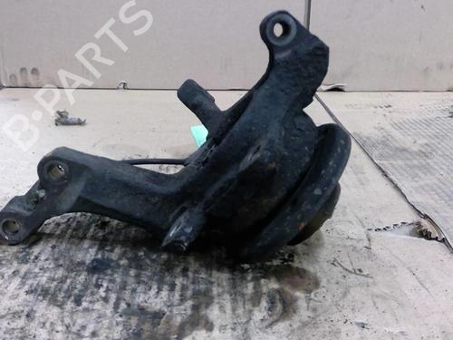 Used Right front steering knuckle DACIA SANDERO 1.2 16V (75 hp) 27637494