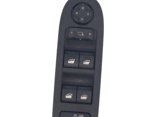 Interrupteur de vitre avant gauche CITROËN C5 III (RD_) 3.0 V6 (RDXFVJ) | BP30823625I27