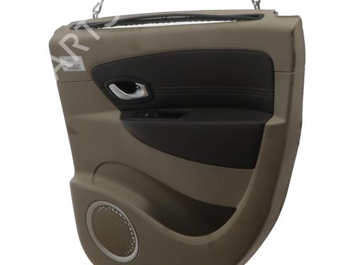 Høyre bakpanel RENAULT SCÉNIC III (JZ0/1_) 1.5 dCi (110 hp) 32713146