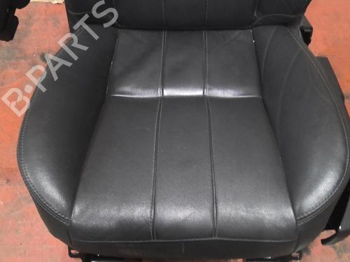Used Left front seat Left front seat 33721873 33721873