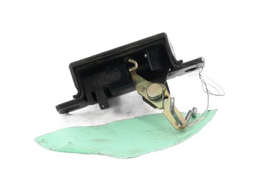 Tailgate lock VW GOLF IV (1J1) 1.6 16V | BP28326511C101 