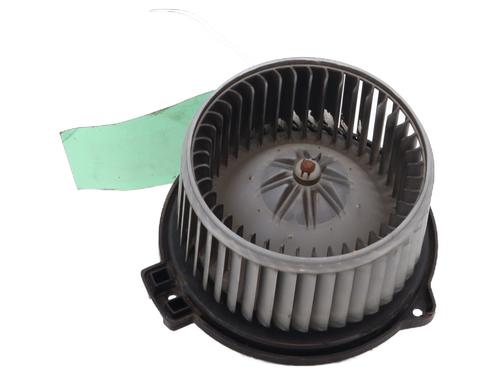 Used Heater blower motor TOYOTA YARIS (_P1_) 1.0 (SCP10_, SCP10R) (68 hp) 32656761