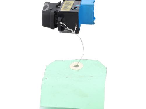 Right front window switch KIA CARENS III MPV (UN) 2.0 CRDi 140 | BP30147674I26