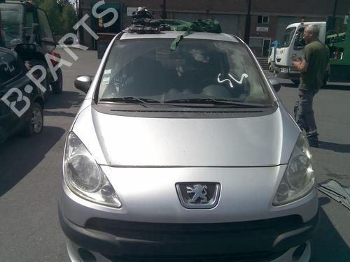 Left headlight PEUGEOT 1007 (KM_) 1.4 HDi | BP20355440C28 