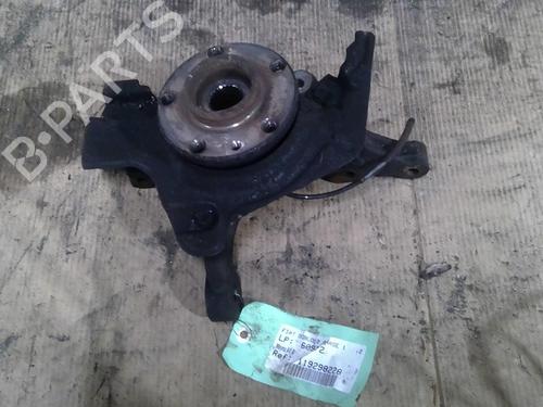 Used Left front steering knuckle FIAT DOBLO Cargo (263_) 1.3 D Multijet (90 hp) 31878599