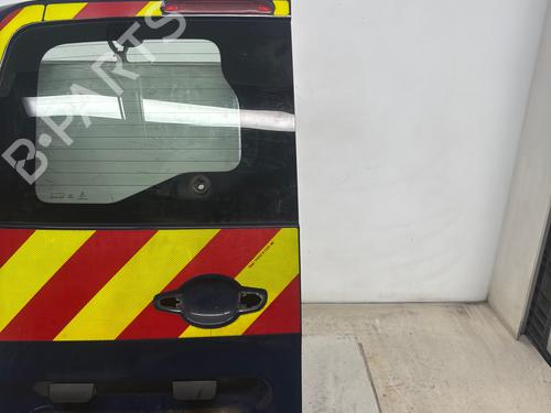 left-tailgate-peugeot-traveller-bus-v_-2016-36955763 main image