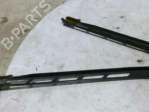 front-windshield-wiper-arm-audi-a3-sportback-8pa-2004-2005-2006-2007-2008-2009-2010-2011-2012-2013-2014-2015-31927399 main image