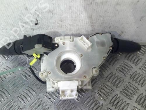 Used Steering column stalk NISSAN MICRA III (K12) 1.2 16V (80 hp) 21817357