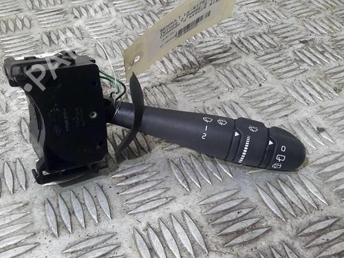 Used Steering column stalk Steering column stalk RENAULT TWINGO II (CN0_) 1.2 16V (CN04, CN0B) (75 hp) 22003119 22003119
