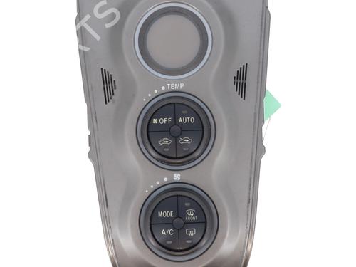 Used Climate control TOYOTA YARIS (_P9_) 1.4 D-4D (NLP90_, NLP90R) (90 hp) 30823655