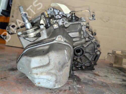Used Gearbox Gearbox CITROËN XSARA (N1) 1.4 i (75 hp) 40613445 40613445