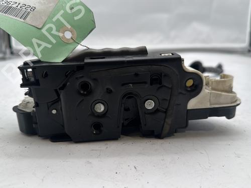 Used Front left lock Front left lock 33945531 33945531