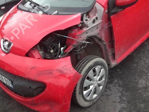 Right taillight PEUGEOT 107 (PM_, PN_) 1.0 | BP22003310C35 