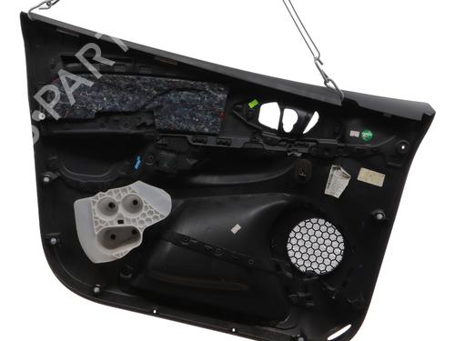Høyre frontpanel Høyre frontpanel RENAULT CLIO IV (BH_) 1.5 dCi 75 (75 hp) 35902729 35902729