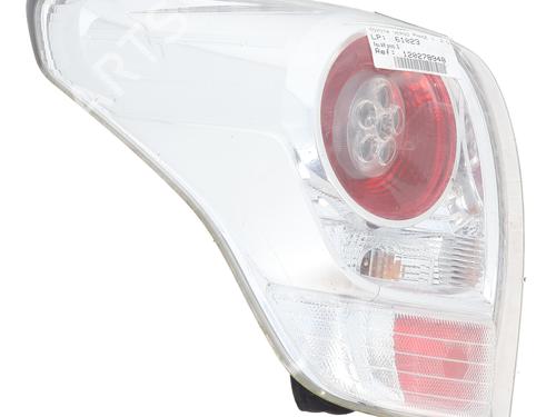 Feu arrière gauche TOYOTA VERSO (_R2_) 2.0 D-4D (AUR20_, AUR20R) (126 hp) 32098777