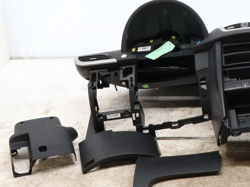 Used Dashboard Dashboard PEUGEOT 207 (WA_, WC_) 1.4 16V (95 hp) 27161834 27161834