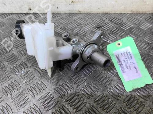 Used Brake master cylinder Brake master cylinder CITROËN C8 (EA_, EB_) 2.2 HDi (163 hp) 20360957 20360957