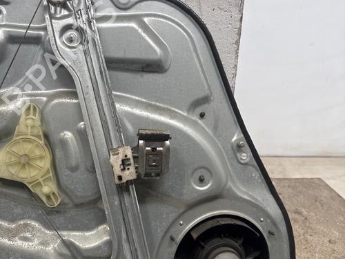 Front right window mechanism HYUNDAI i30 (FD) 1.6 CRDi | BP39986588C23 - Image 5