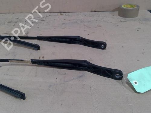 Front windshield wiper arm VW GOLF PLUS V (5M1, 521) 1.6 TDI | BP28155750C143 