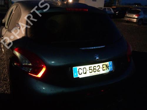 Front wiper motor PEUGEOT 208 I (CA_, CC_) 1.6 HDi | BP20352481M29 