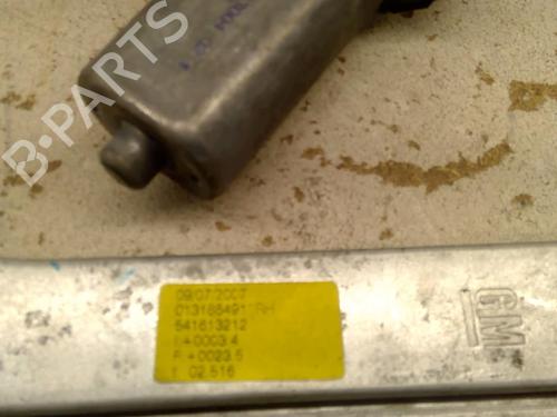 Used Front right window mechanism Front right window mechanism OPEL CORSA D (S07) 1.3 CDTI (L08, L68) (75 hp) 33850258 33850258