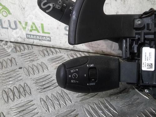 Used Steering column stalk Steering column stalk PEUGEOT 5008 (0U_, 0E_) 1.6 HDi (114 hp) 20369918 20369918