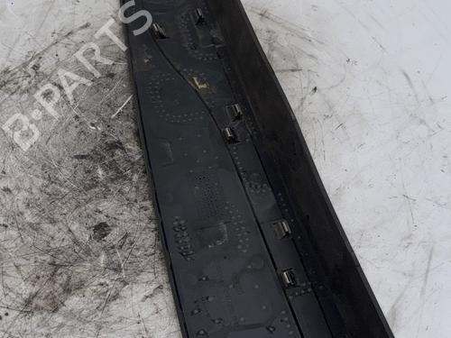 Friso da porta Friso da porta RENAULT CLIO IV (BH_) 1.5 dCi 75 (75 hp) 33803885 33803885