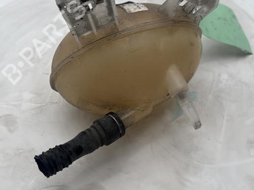 Vaso de expansão Vaso de expansão FIAT 500X (334_) 1.6 D Multijet (334AXA1B, 334AXA11) (120 hp) 33836861 33836861