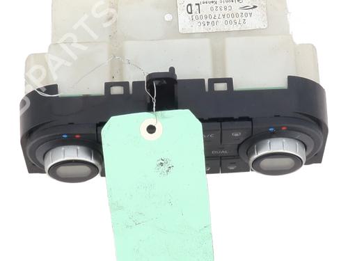 Climate control NISSAN QASHQAI I (J10, NJ10) 2.0 dCi All-wheel Drive | BP30823805I5