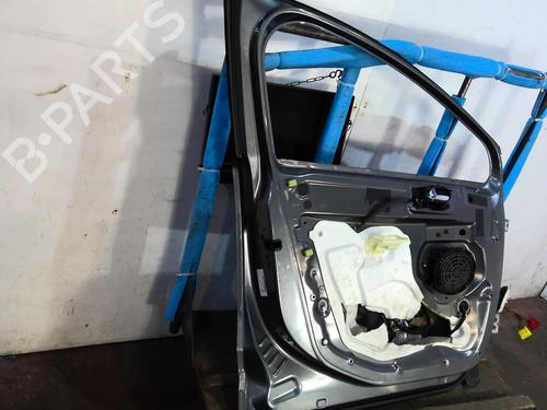 Used Left front door Left front door 20355018 20355018