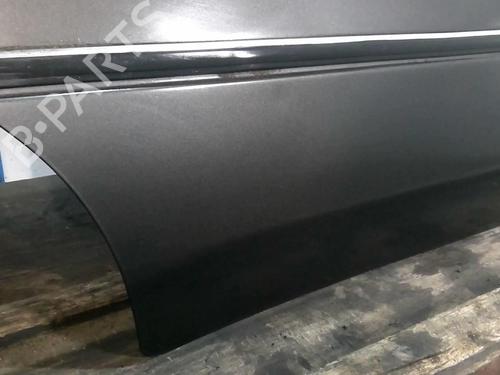 Used Right rear door Right rear door 22918998 22918998