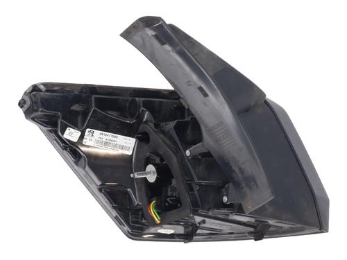 Right taillight PEUGEOT 3008 II SUV (MC_, MR_, MJ_, M4_) 1.5 BlueHDi 130 | BP32251689C35 