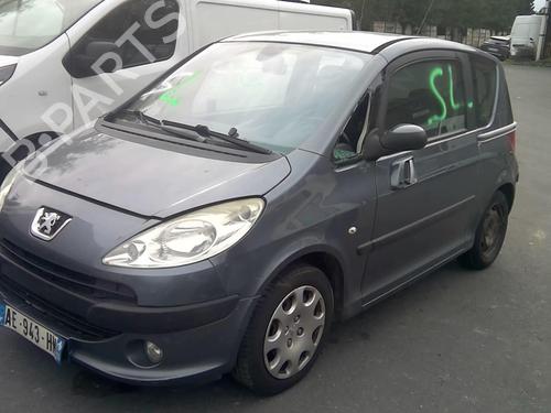 Left front fog light PEUGEOT 1007 (KM_) 1.4 HDi | BP20369514C30 